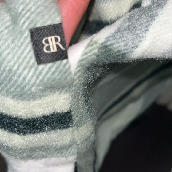 Banana Republic Womens
Shirt Jacket Green Plaid
Shacket Oversized.  Size Large - Picture 6 of 11